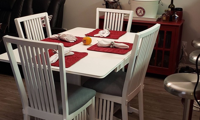 Tuscaloosa Condominio | GoalLine Stand