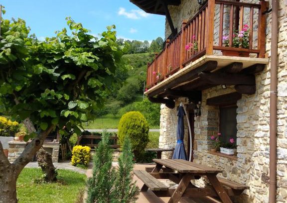 Zeanuri Casa | Goikoetxe Baserria