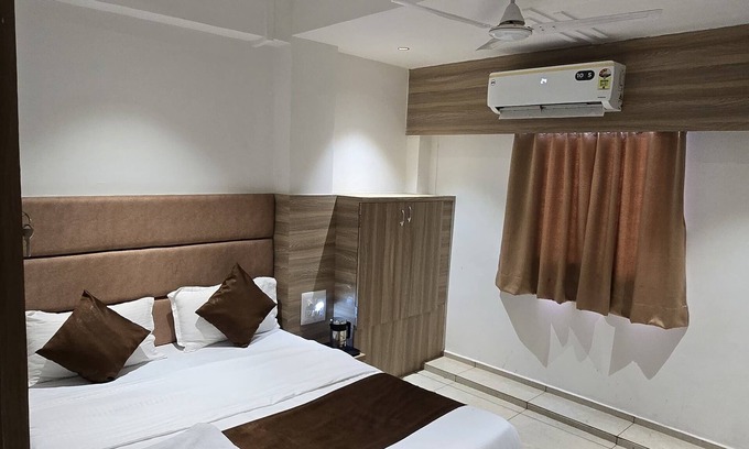 Ahmedabad Casa | Gokul Guest House