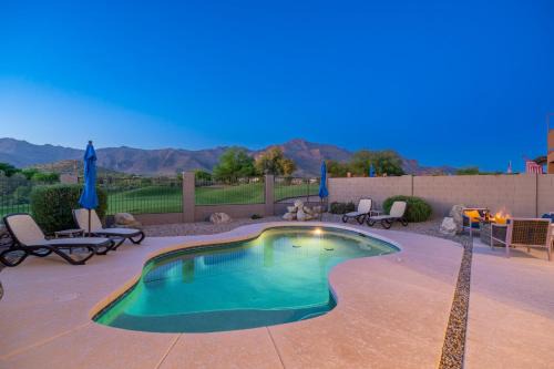 Gold Canyon Casa | Gold Canyon Golfers Getaway with Scenic Views!