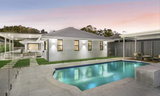 Burleigh Waters Casa | Gold Coast hotspot, close to beach