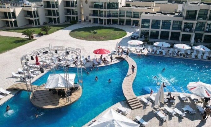 Baku Complejo | Golden Beach By ShamBaku