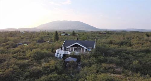 Selfoss Casa | Golden Circle Vacation Home with hot tub & fire place