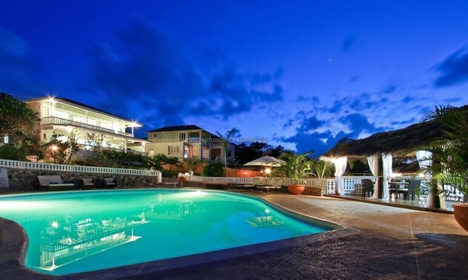 Oracabessa Villa | Villas frente al mar! ¡TUBO RESPIRADOR! KAJAKS! ¡COCINERO! ¡PISCINA! 4 a 16BR