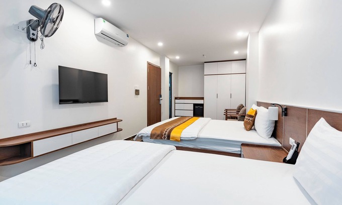 Hanoi Hotel | Golden Crown Hotel
