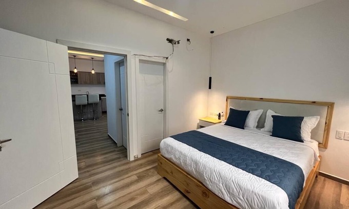 Zamora Chinchipe Hotel | Golden Garden Hotel & Suites