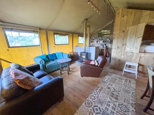 Golden Grove Casa | Golden Grove Retreat Lodge Luna