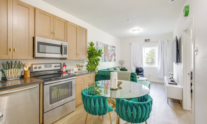 Golden Hill Condominio | Golden Hill Gem 2 Mi to Gaslamp Quarter - Dogs OK!