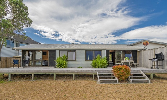 Pauanui Cabaña | Golden Holidaze - Pauanui Holiday Home