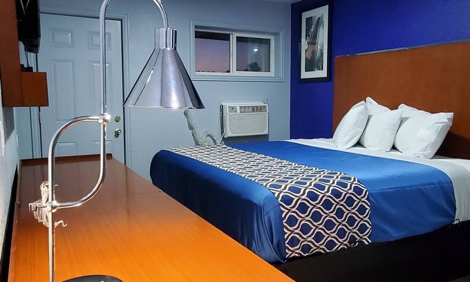 Seagoville Hotel | Golden Inn