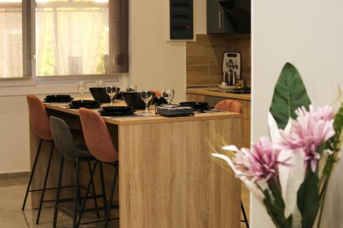 Nestos Apartamento | Golden Living apartment