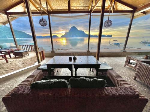 El Nido Hotel | Golden Monkey Beach Hotel