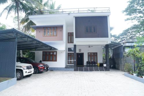 Mannarkkad Casa | Golden Nest