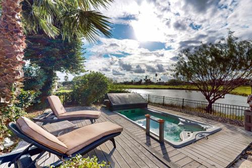 Laguna Vista Casa | Golden Palms