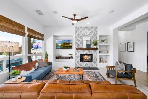 Desert Hot Springs Casa | Golden Sunset- Saltwater Pool & Spa, Putting Green, Firepit, Gameroom