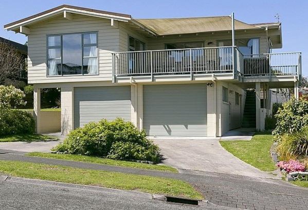 Richmond Heights Casa | Golders Heights - Taupo Holiday Home