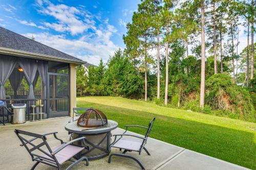 Cameron Casa | Golf and Hike Family Home 11 Mi to Fort Bragg!