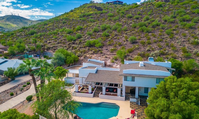 Moon Valley Casa | Coral Gables Mountain Estate / Comunidad de golf