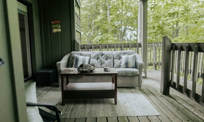 Avoca Condominio | Golf Course | 2 Private Decks | Lake Monroe