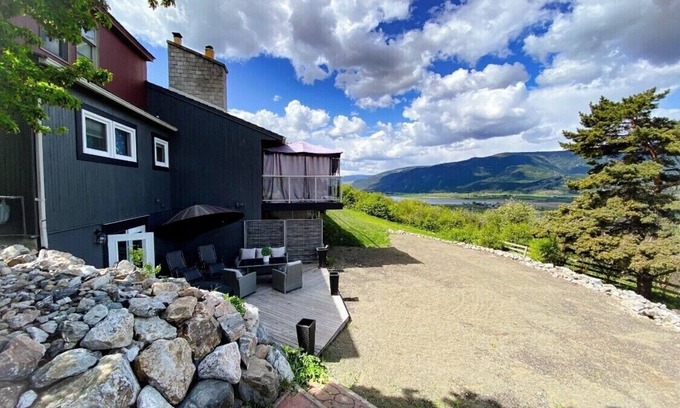 Vernon Apartamento | Campo de golf, montañas y vistas al lago Stepping Stones Retreat