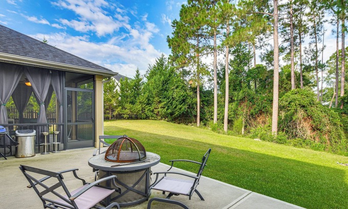 Cameron Casa | Golf & Hike: Family Home 11 Mi to Fort Bragg!