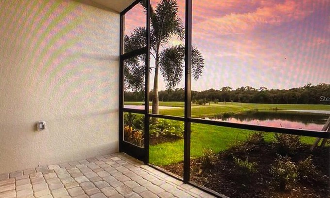 Lakewood Ranch Apartamento | GOLF Paradise!-Lakewood National -Beautiful Resort -Palmer's Cove Condo