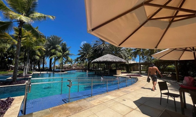 Loteamento Parque das Fontes Apartamento | Golf ville residence with pool and beachfront location