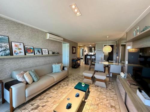 Porto das Dunas Apartamento | Golf Ville Apto 3 suítes, nascente e vista mar