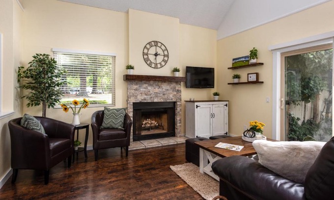 Santa Rosa Casa | Golf, wineries, spas, shopping, parks, play-time!