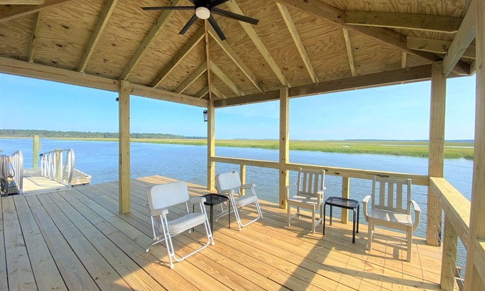 Edisto Island Casa | Gone Away - Angler's Paradise; Expansive Creek Views; Private Deep Water Dock; Sunset Views