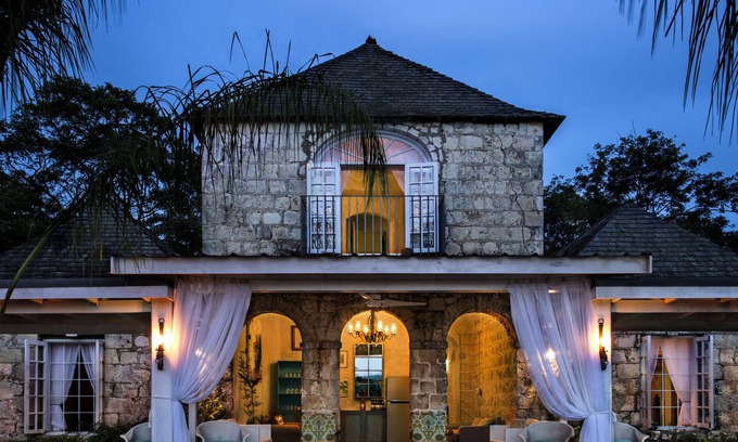 Windsor Villa | Villa histórica en el paisaje pastoral con playa privada