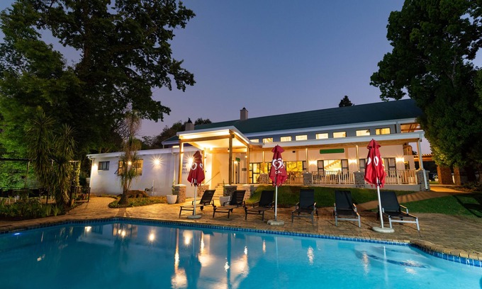 Cathkin Park Cabina | Gooderson Monks Cowl Golf Resort