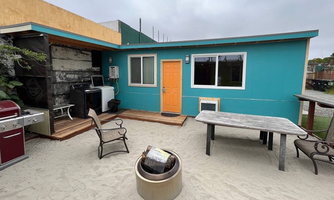 Logan Heights Casa | GoodLifeResorts (Downtown, Airport) 4 BR, 10 guest