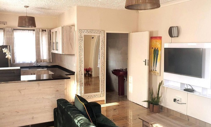 Harare Apartamento | Gorgeous 1-bed Apartment in Harare