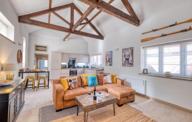 Pontrilas Apartamento | Gorgeous 1-bed city apartment, sleeps 4