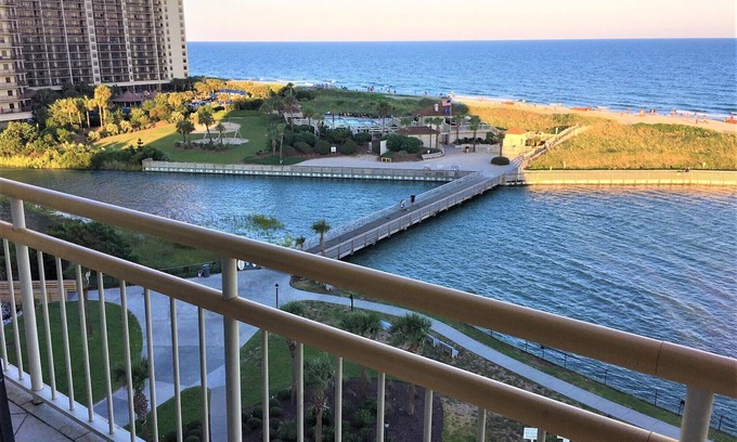 Briarcliffe Acres Condominio | Especial de verano! Preciosa torre sur frente al mar 3BR / 2 BA con impresionantes vistas !!
