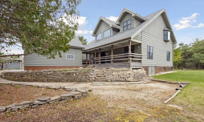 Fish Creek Casa | Gorgeous 4 bed/3ba home close to Fish Creek!