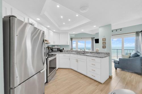South Padre Island Apartamento | Gorgeous 9th Floor Ocean Front at Aquarius Resort