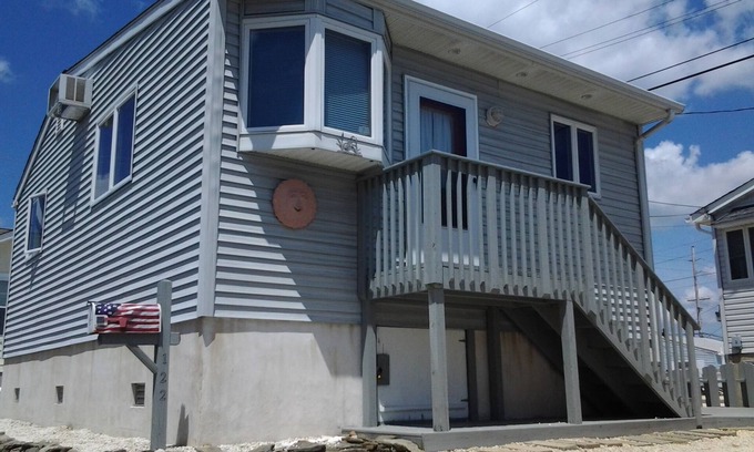 Lavallette Casa | Hermosa Casa en la Playa ... 1 Cuadra de Ocean & Bay! .. ¡descuento Profundo de Septiembre de 2019!