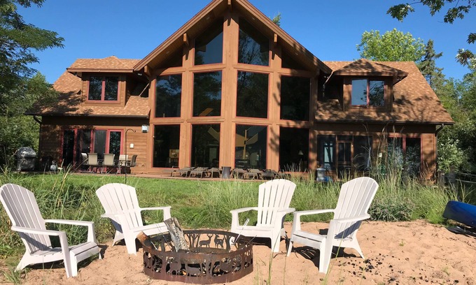 Washburn Casa | Precioso chalet en Superior - ¡Rutas de motos de nieve / ATV a 100 metros de la puerta principal!