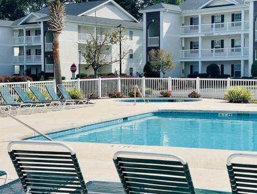 Myrtle Beach Casa | Gorgeous condo at River Oaks golf grounds