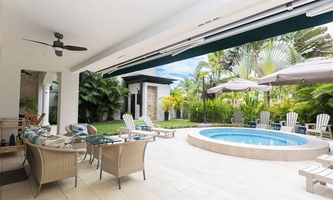 El Chiru Condominio | This condominium is a 4 bedroom(s), 5 bathrooms, located in Buenaventura, Cocle.