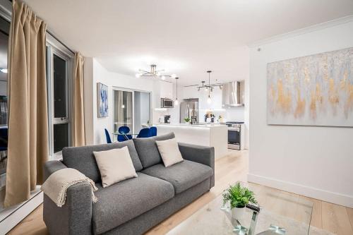 Crosstown Apartamento | Gorgeous Downtown Unit with City Views