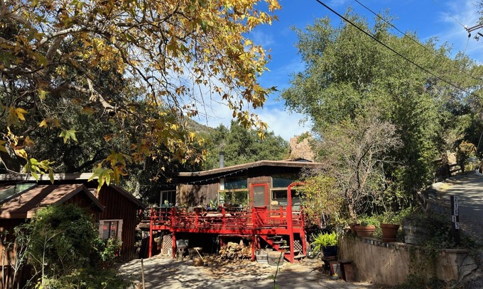 Topanga Casa | Gorgeous, Elegant, Rustic Topanga House--5 miles to Beach