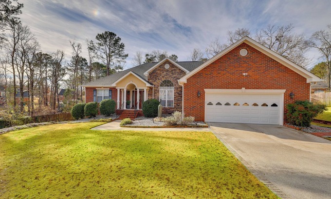 Evans Casa | Gorgeous Evans Retreat < 14 Mi to Augusta!