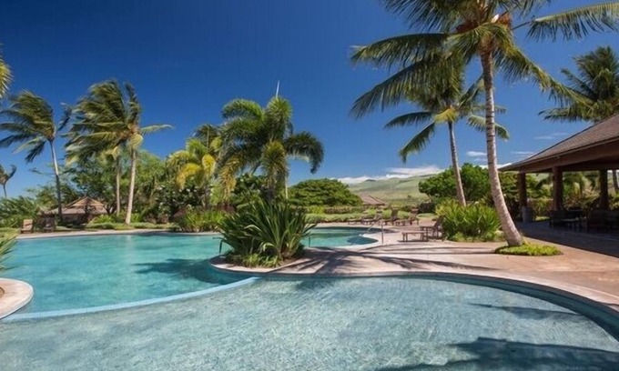 Kulalani Casa | Gorgeous Fairway View Home w/Shared Pool, AC & Relaxing Lanai: Kamilo #123
