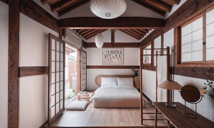 Seochon Casa | Gorgeous Hanok near GyeongbokgungPalace Airportbus/Gyeongbokgung Stn, 8min walk