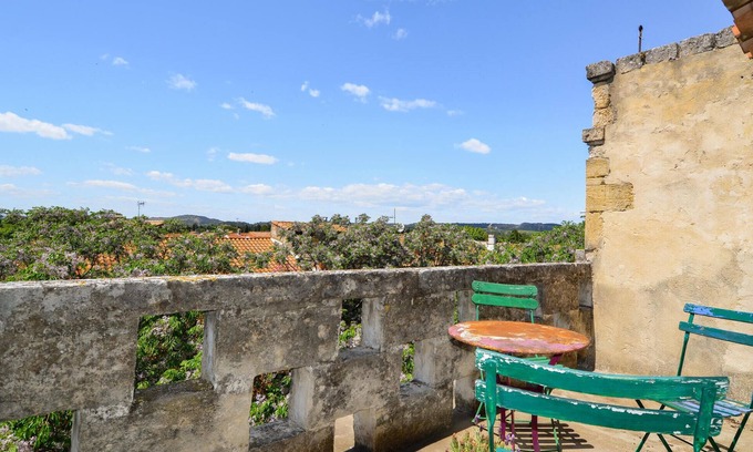 Aramon Casa | Bonita casa en Aramon con cocina