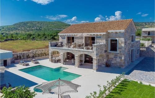 Businci Casa | Gorgeous Home In Cera With Wifi