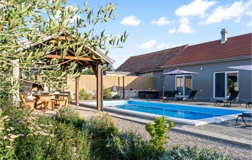 Drinovci Casa | Gorgeous Home In Drinovci With Wifi
